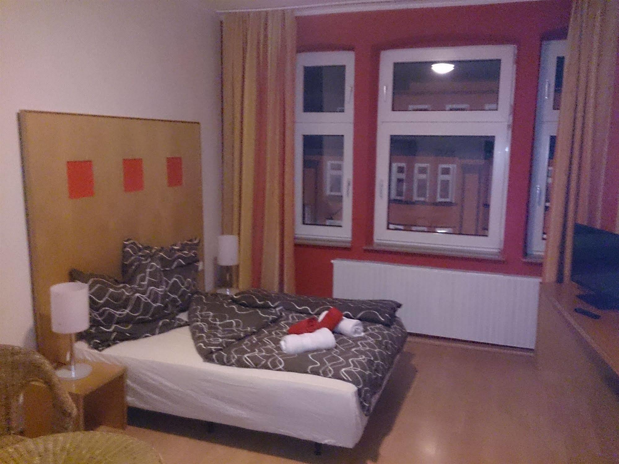 Ruhrzimmer Гелзенкирхен Екстериор снимка